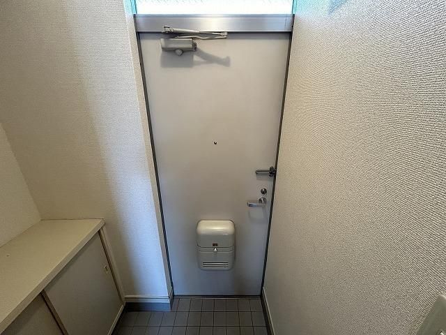 アライブ・プラザ 玄関