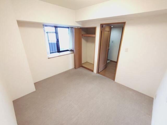 シャリエ本厚木 ベッドルーム