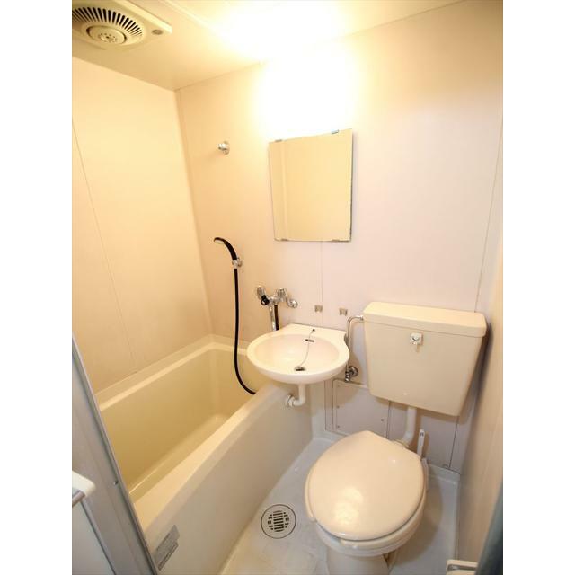 オリーブコート 風呂画像