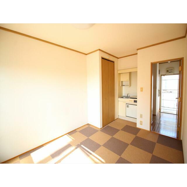 オリーブコート リビング