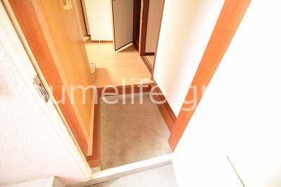 トムアンドジェリー 玄関