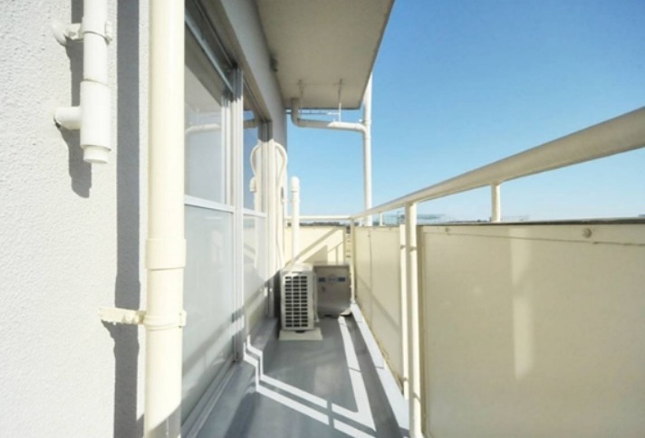 ビレッジハウス三田２号棟 ベランダ