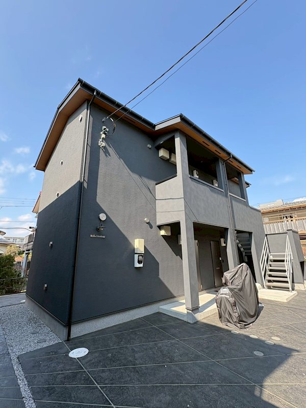 紬希 201号室 外観