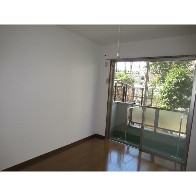 ハイウェル湘南台 ベッドルーム