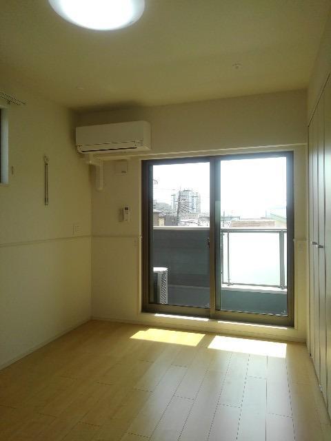 プレミール植木 ベッドルーム