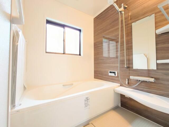 亀井野戸建 風呂画像