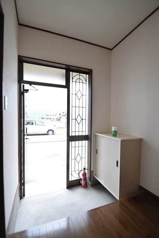 コンフォール栢山 玄関