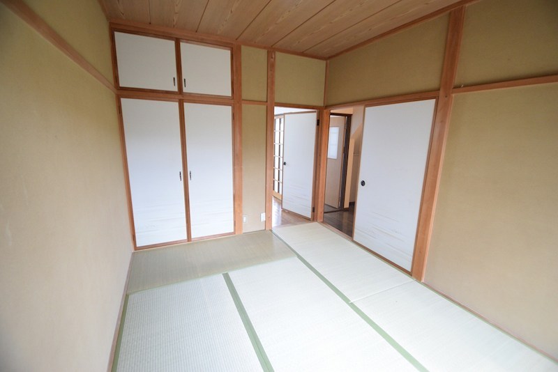 コンフォール栢山 リビング