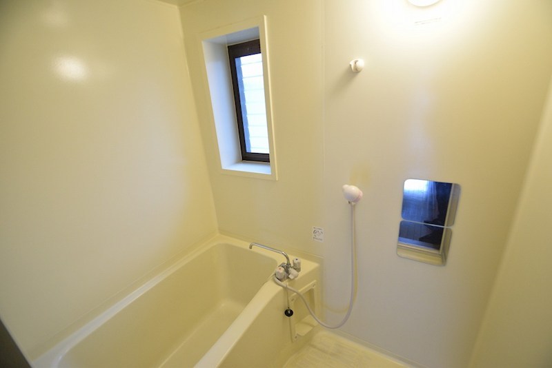 コンフォール栢山 風呂画像