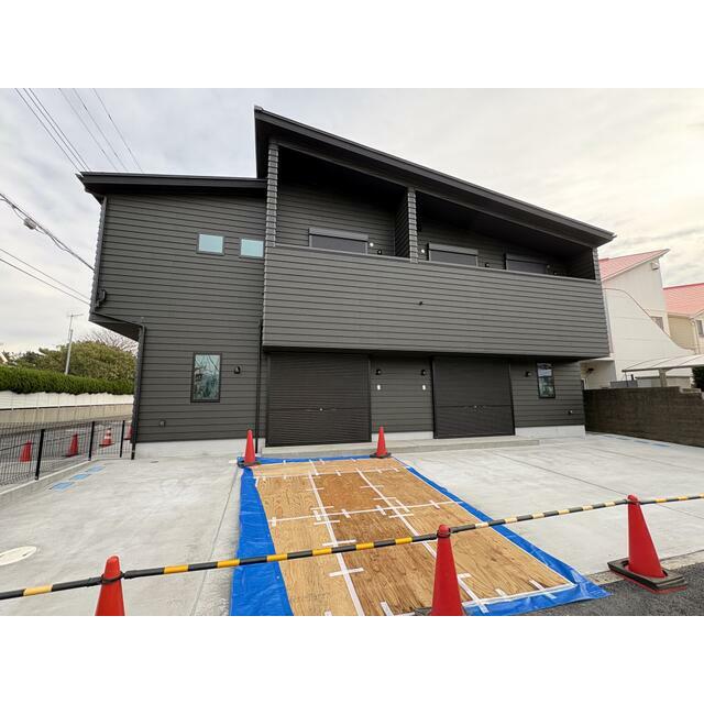 エイトピュア汐見台 203号室 外観