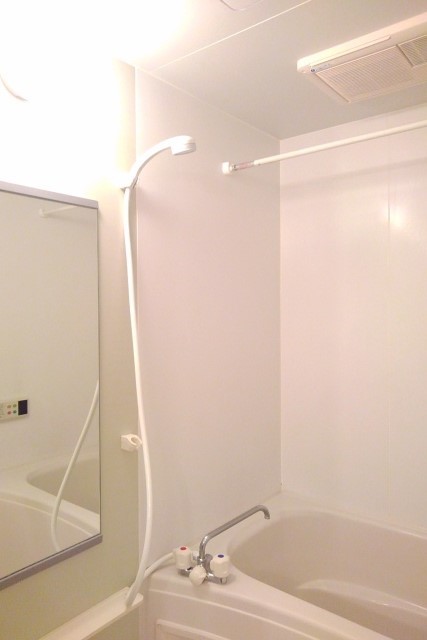 ブリーズメゾン 風呂画像