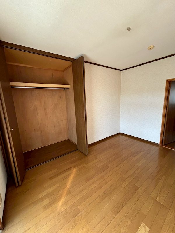 ローズガーデンC ベッドルーム