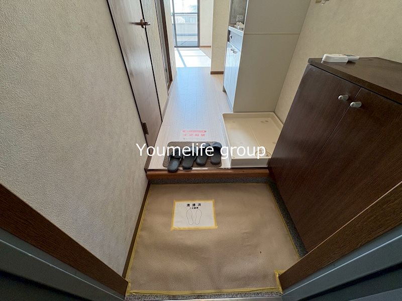 ミレニアム・ヒルズ 玄関