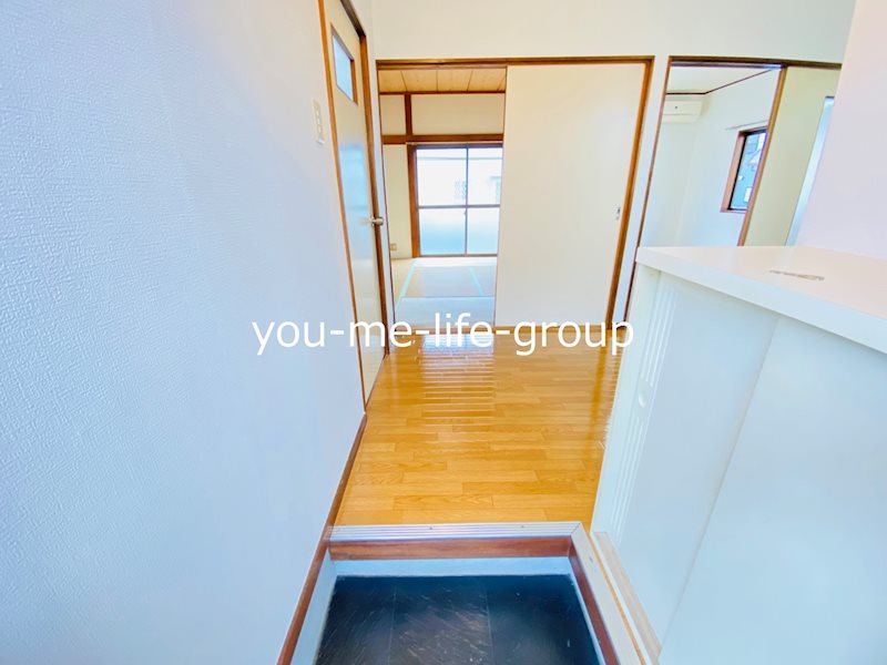 第２根岸ハイツ 玄関