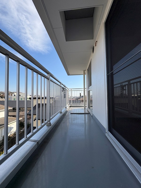 Ｗｅａｌｔｈｙ長谷 ベランダ