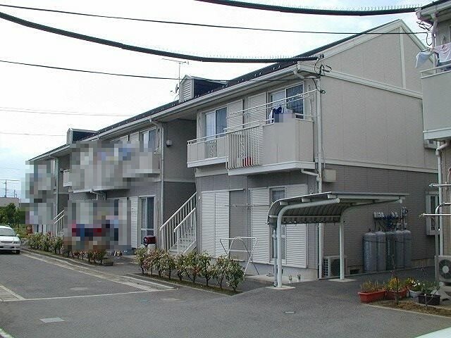 ロイヤルパレスA 205号室 外観