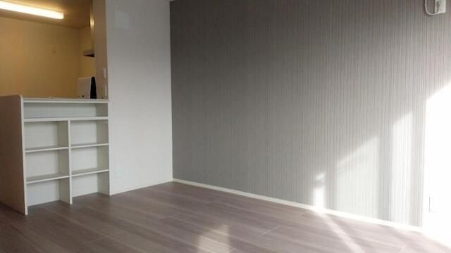 コウヤマキ リビング