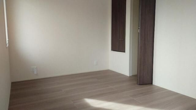 コウヤマキ ベッドルーム