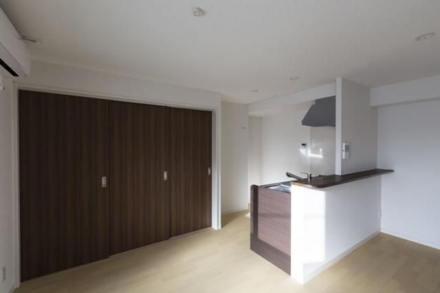 ホワイトアーミン湘南 リビング