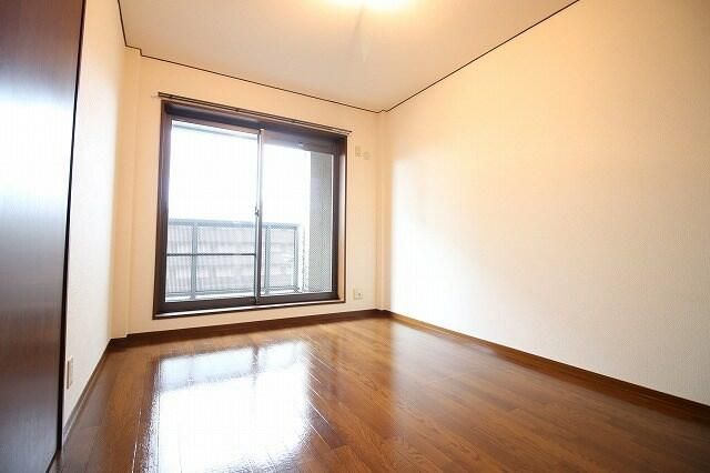 グランバリエ ベッドルーム