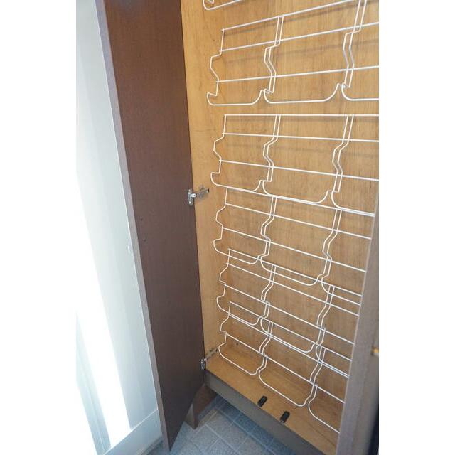 小塚テラス第５ 玄関