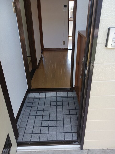 コーポ金子 玄関