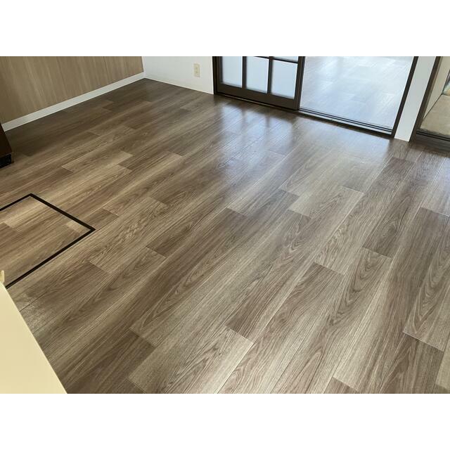 オークヴィレッジ リビング