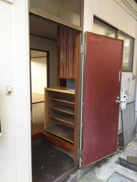 港南台ハウス 玄関