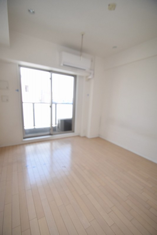 レジディア本厚木 リビング