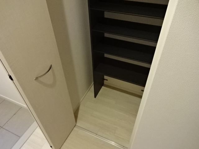 ブリスガーデンⅠ 玄関