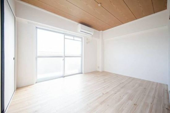 ビレッジハウス亀井野3号棟 ベッドルーム