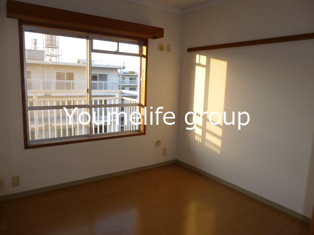 テレパレス伊勢原１号棟 ベッドルーム