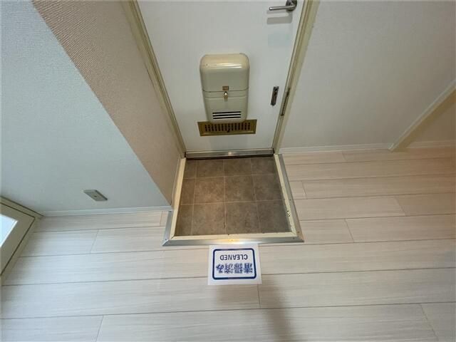 ジュネス湘南 玄関