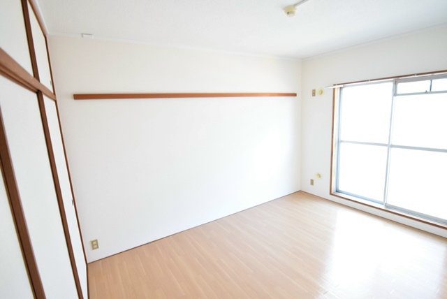 テレパレス伊勢原２号棟 ベッドルーム