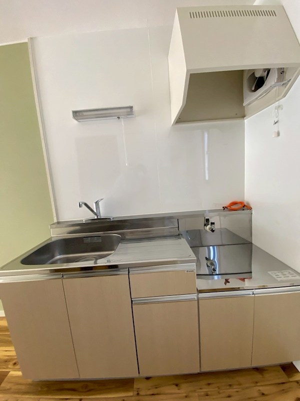 メゾンマイネル キッチン