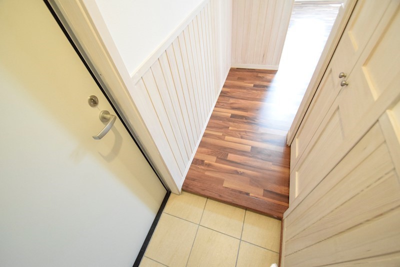 プリマ伊勢原弐番館 玄関