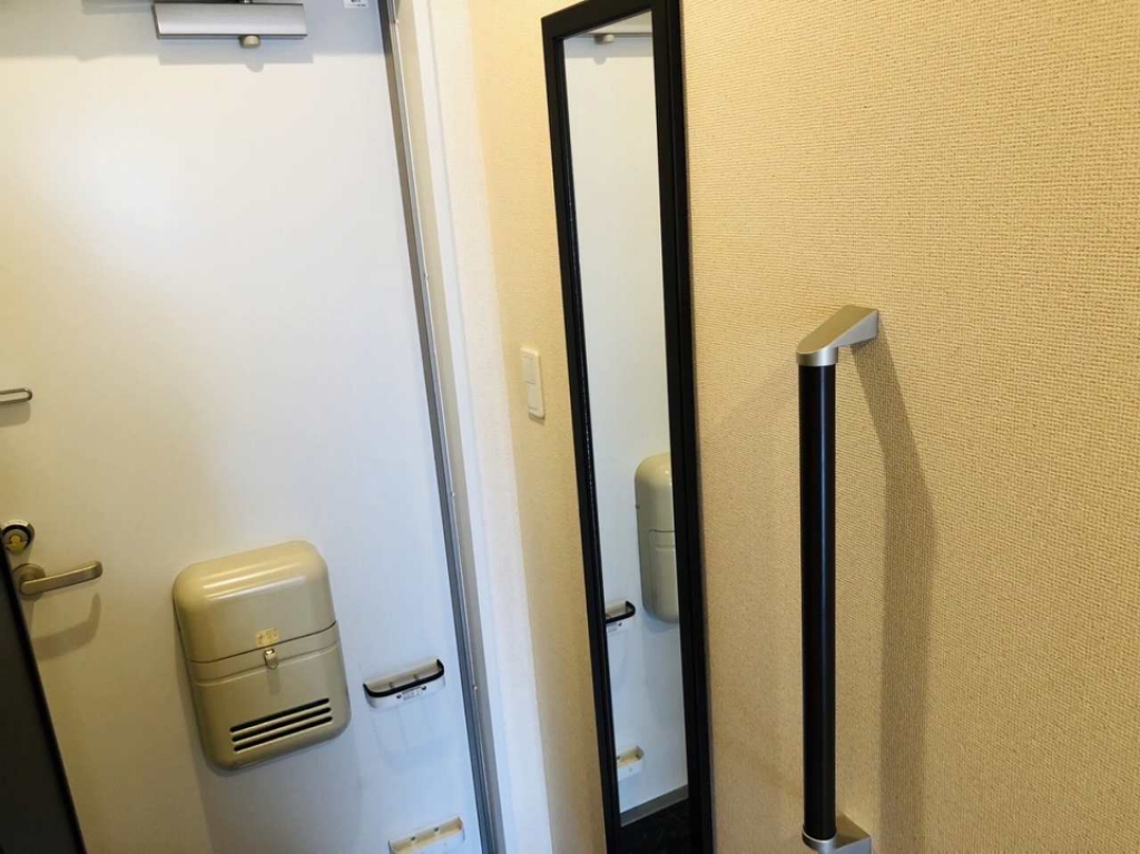 クレイノテラスハウス 玄関