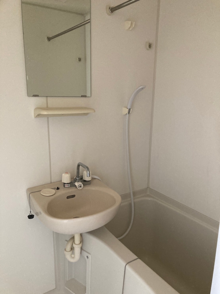 レオパレス伊勢吉 その他2