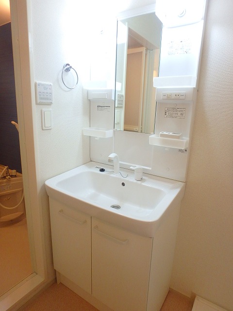 レ・ザンジュ その他3