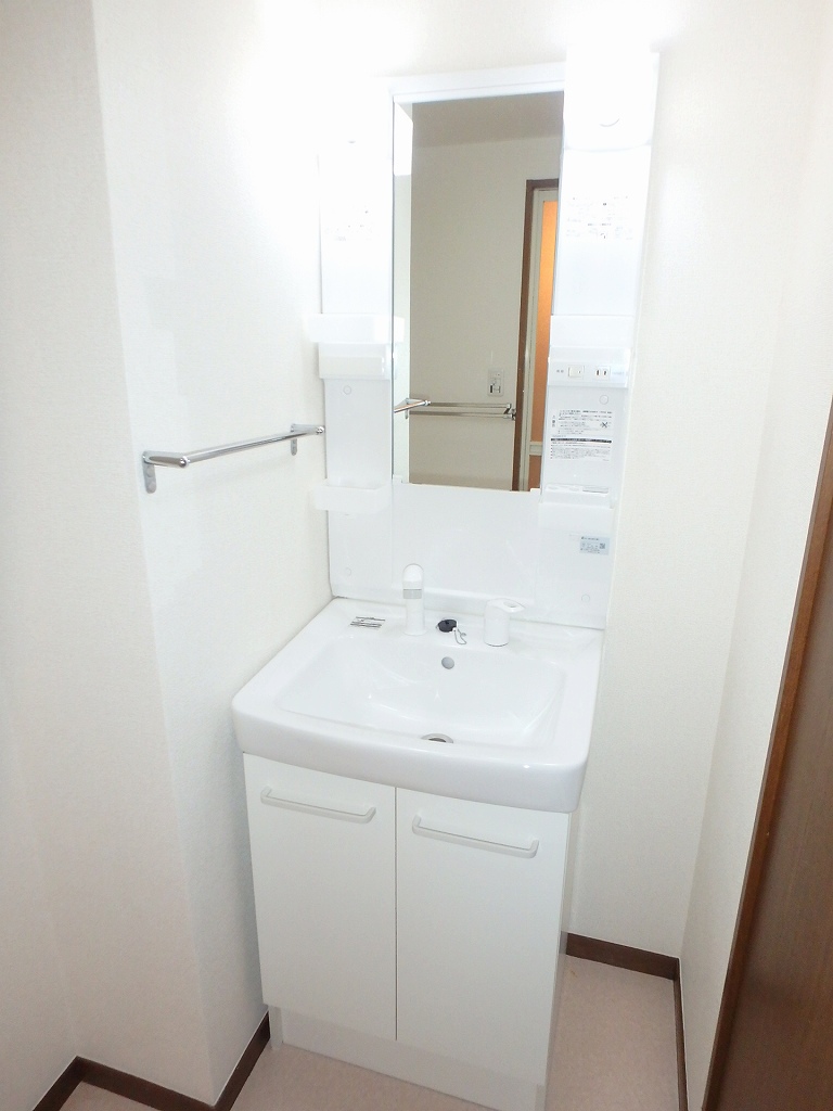 グリュークアネックス　Ｂ その他3