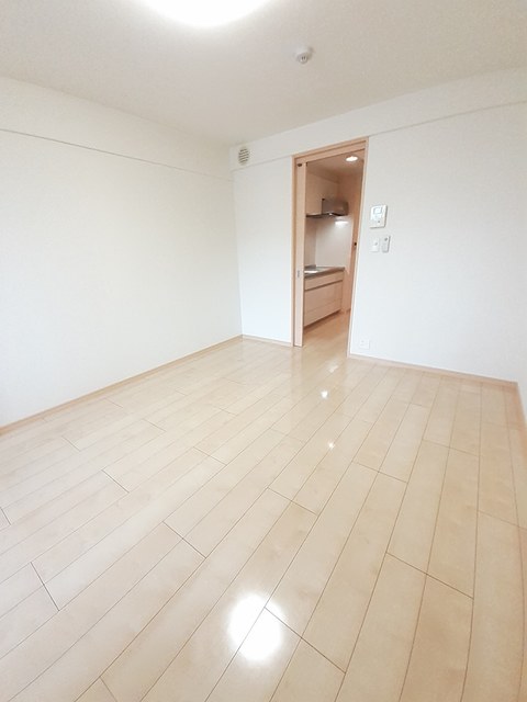 ポンドサイドＫ リビング