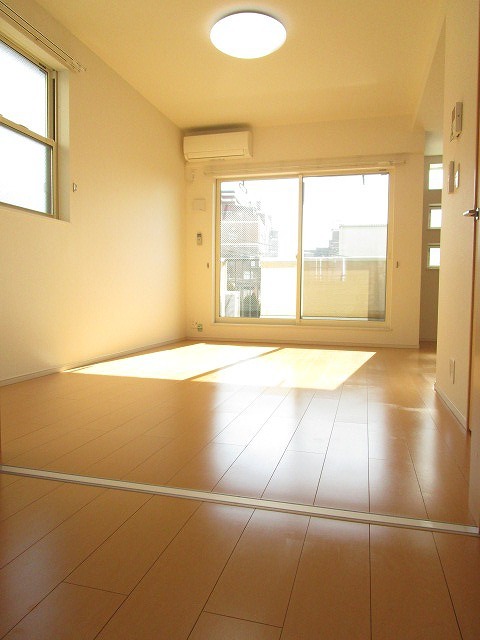 クレール湘南 リビング