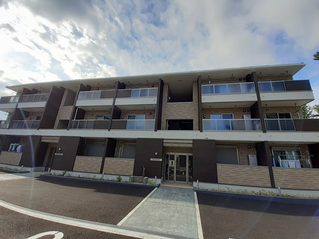 クロッシング・ヴィラージュⅡ 104号室 外観