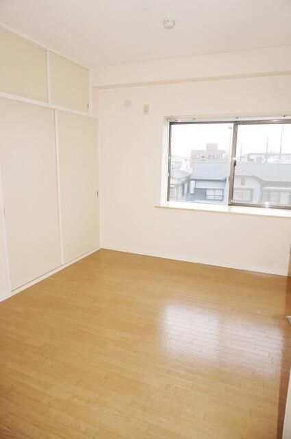 ポートテラス浦田 ベッドルーム