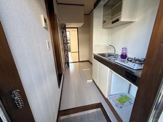 ハイツメルローズ 玄関