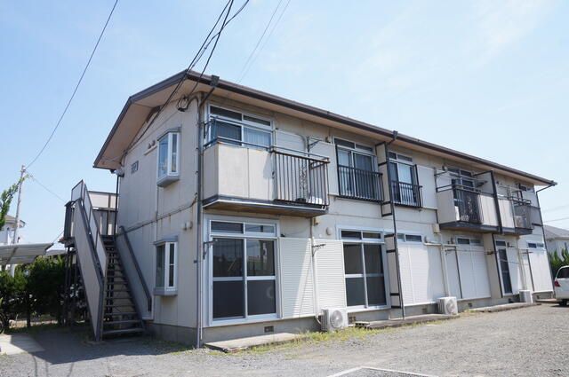 サングリーンたかすな 203号室 外観