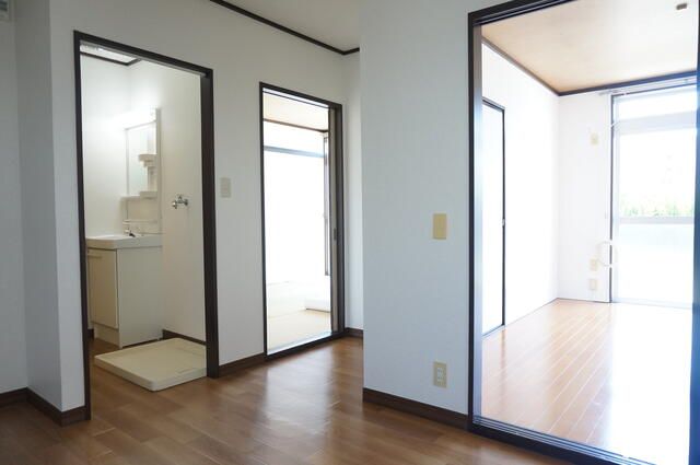 サングリーンたかすな 玄関