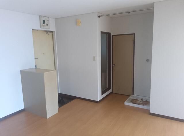 シャトル金子 リビング