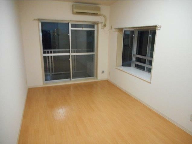 ユースフル伊勢原 リビング