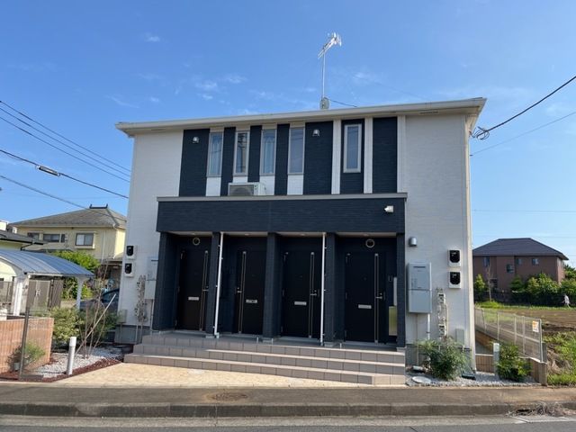 ネオ　グランドゥール・メイ 102号室 外観